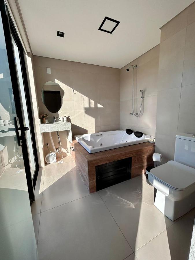Casa Por Do Sol Com Banheira De Hidromassagem Villa อูรูบิซิ ภายนอก รูปภาพ