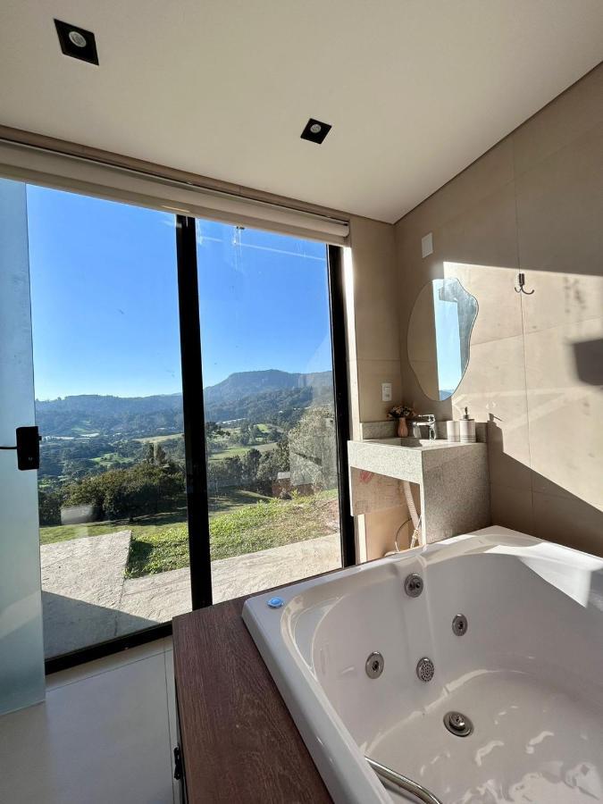 Casa Por Do Sol Com Banheira De Hidromassagem Villa อูรูบิซิ ภายนอก รูปภาพ